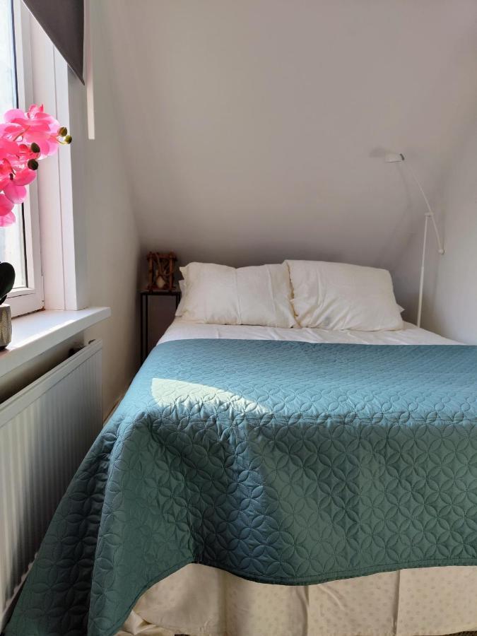The Diesel Bed And Breakfast Rotterdam Dış mekan fotoğraf